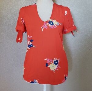 Modcloth
Ideal Discovery short sleeve blouse